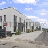 Otopeni vila individuala  4 camere  2 parcari  finisata  comision 0%!